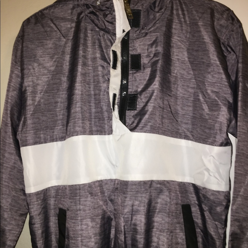 LOVE Jacket - Picture 2 of 4